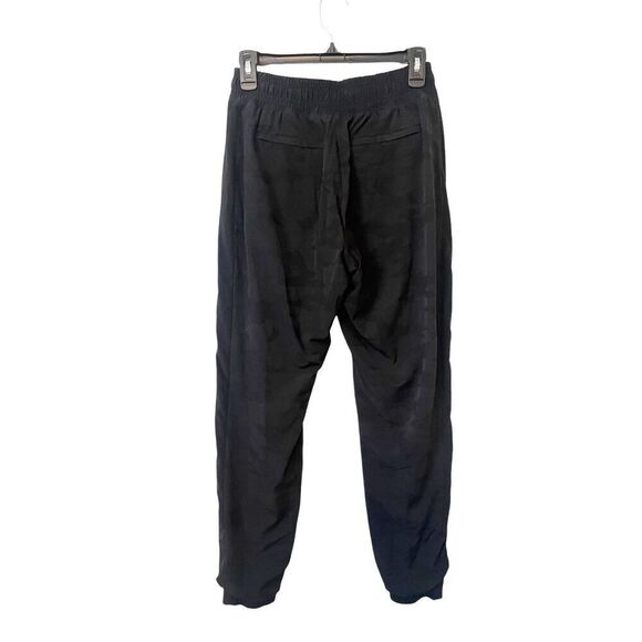 Athleta‎ Black Camo Brooklyn Lined Joggers Size 2 - Picture 3 of 4